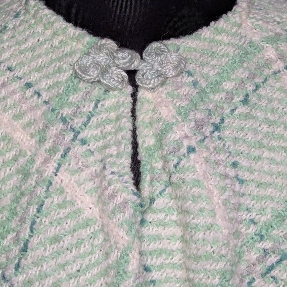 Boyne Valley Weavers Handcrafted in Ireland Chic Plaid Wool Poncho w/ Fringe NWT - Picture 3 of 11